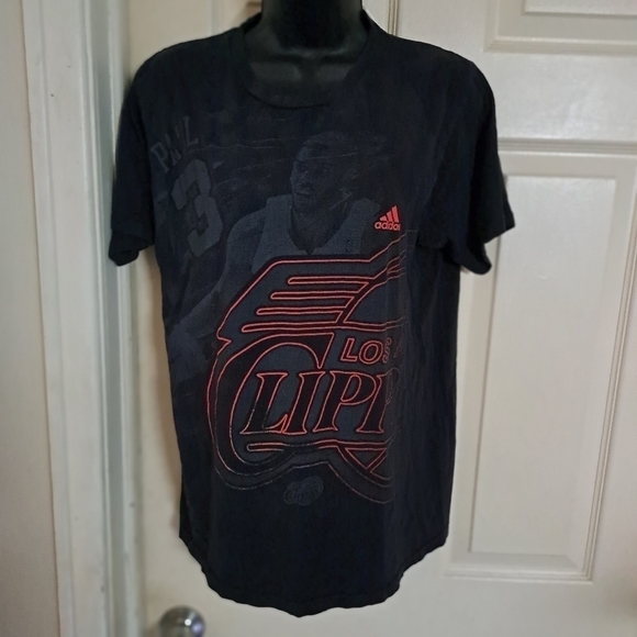 Adidas graphic T-shirt 5/$25 - Picture 1 of 3